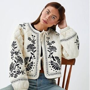 Floral embroidery quilted jacket